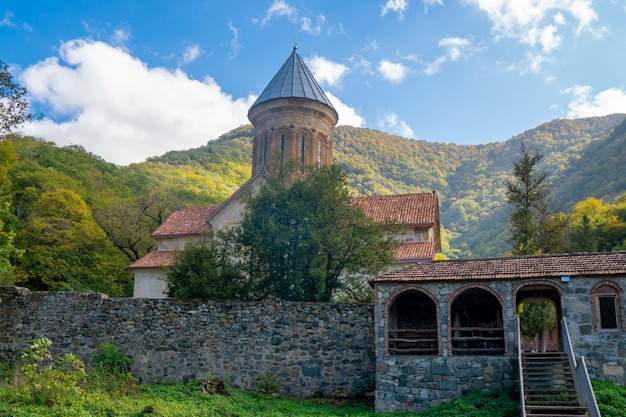 Kvatakhevi ein mittelalterliches georgisch-orthodoxes Kloster in Kartli Religion
