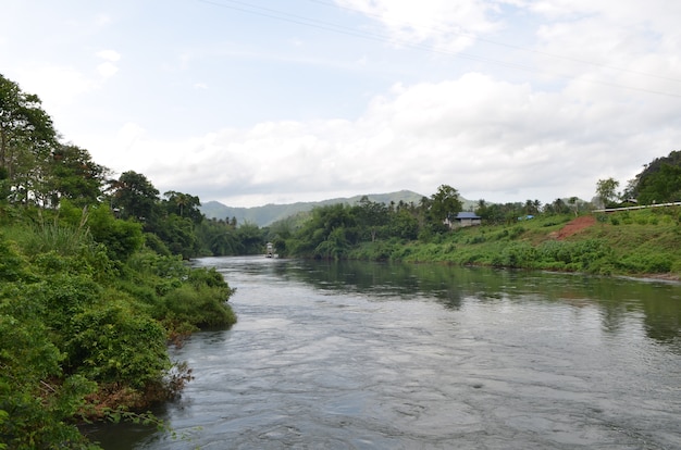 Kwa-Fluss in Kanchanaburi, Thailand