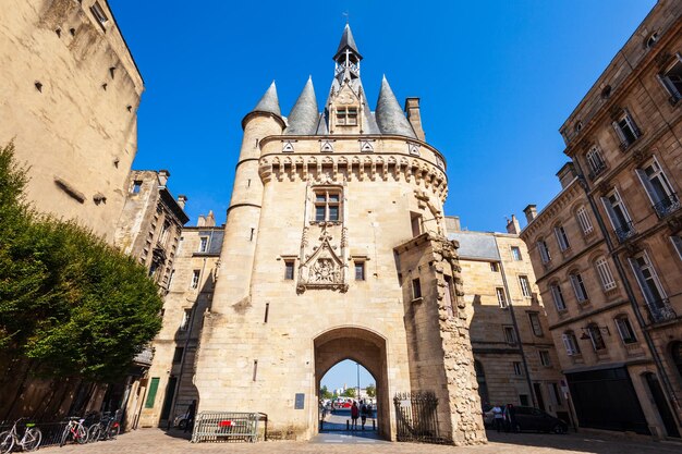 La porte Cailhau Gate Bordeaux
