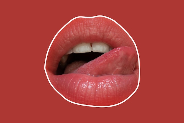 Foto labios lamiendo sexy boca femenina y dientes blancos aislados con labios rojos y lengua lamiendo labios