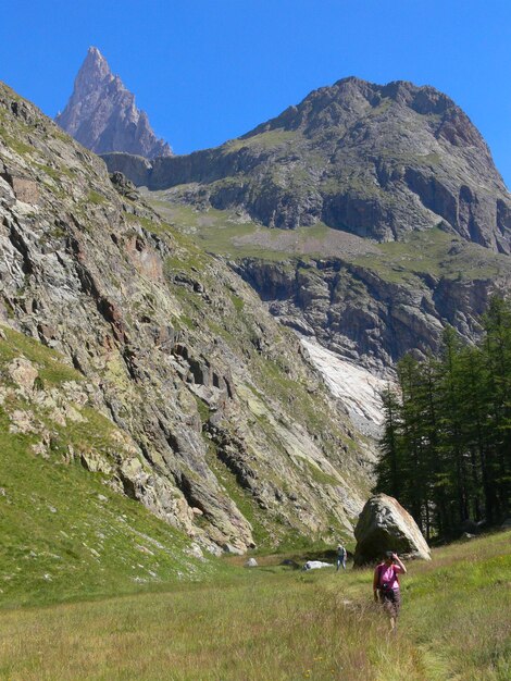 Lac de gloixval venyval d'aoste