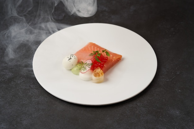 Lachs, Forelle mit Wachtelei-Crememousse und grüner Mayonnaise