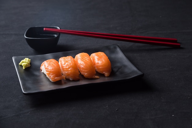 Lachs Nigiri Sushi