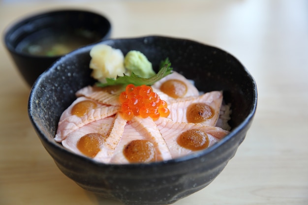 Lachs Sushi Reis Don, japanisches Essen