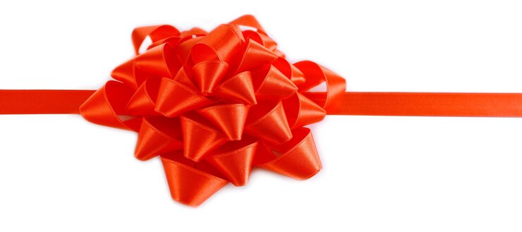 Foto laço vermelho com fita isolada no fundo branco