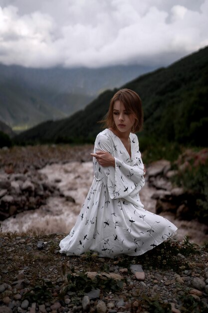 Foto lady in white