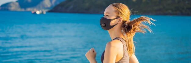 Läufer mit medizinischer Maske Coronavirus-Pandemie Covid Sport aktives Leben in Quarantäne-Chirurgie