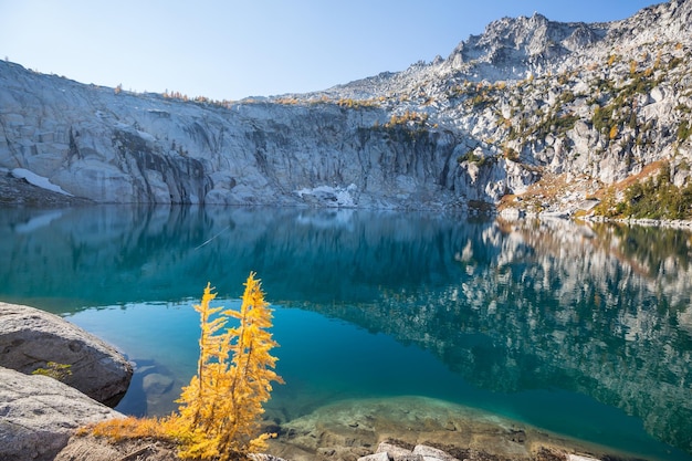 Foto lago alpino