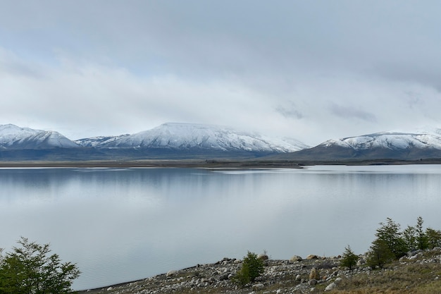 Lago Argentino en el parque nacional de los glaciares