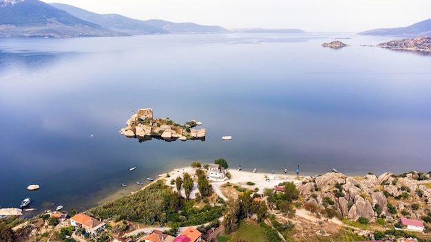 Lago Bafa, isla Kapıkırı - Pueblo e isla Kapikiri - Ciudad antigua de Herakleia - Turquía