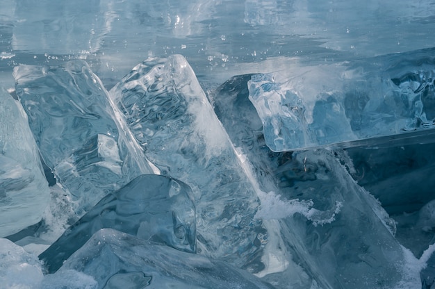 Lago Baikal no inverno na Sibéria