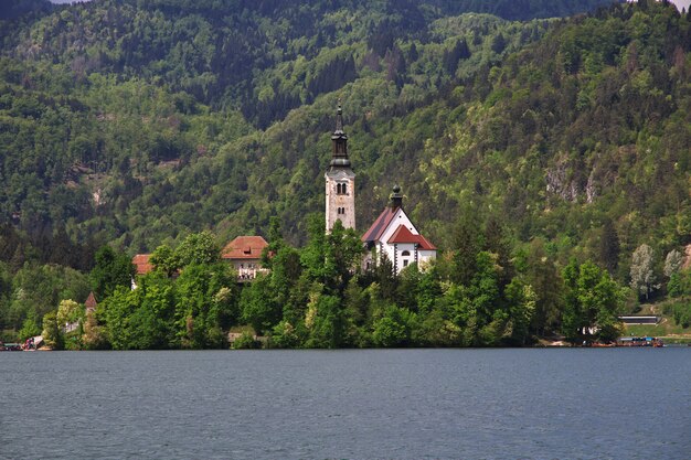 Lago bled nos alpes da eslovênia
