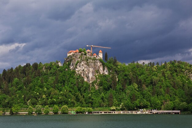 Lago Bled nos Alpes da Eslovênia