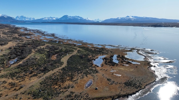 Lago da Patagônia em Puerto Natales, Magallanes, Chile