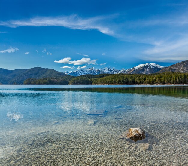 Foto lago eibsee, alemanha