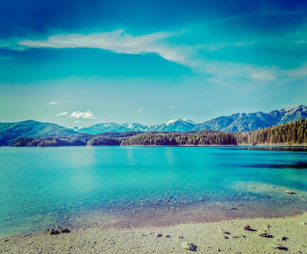 Lago Eibsee Alemania