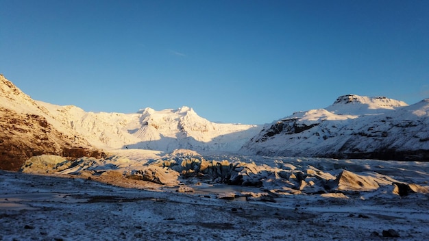 Lago glacial Jokulsarlon Islândia Icebergs flutuando na água paisagem de Islândia