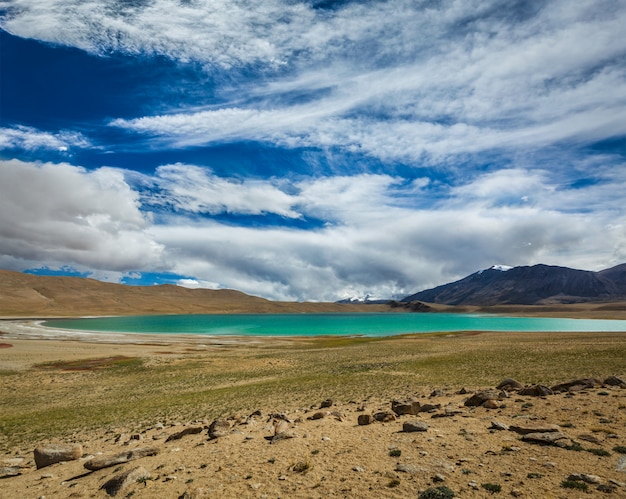 Lago Himalaia Kyagar Tso, Ladakh, Índia