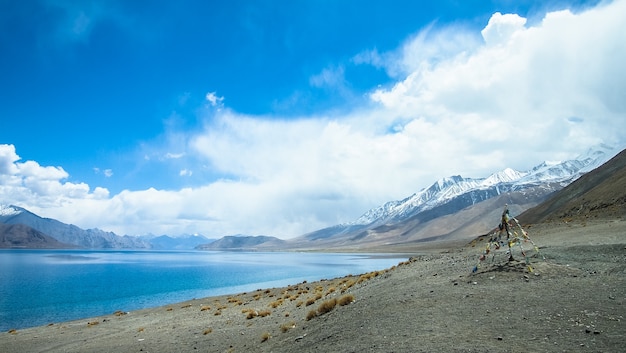 Lago de Leh ladakh en el norte de la India