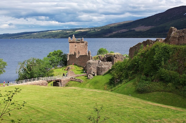 Lago Loch Ness na Escócia Reino Unido