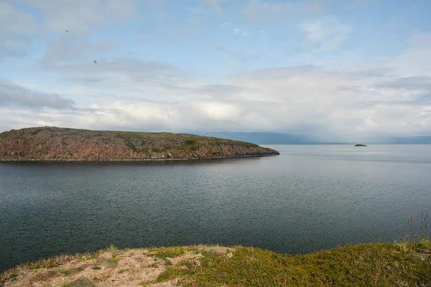 Lago de montaña en la meseta de Putorana