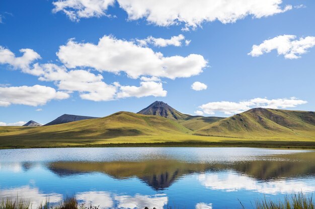 Foto lago na tundra