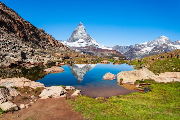 Lago Riffelsee y Matterhorn Suiza