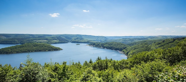 Lago rursee no verão