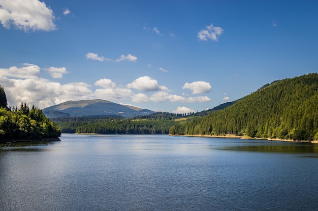 Lago taul bistra na romênia