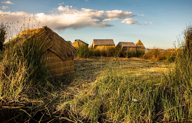 El lago Titicaca es el lago más grande de América del Sur y el lago navegable más alto del mundo.