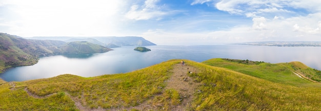 Lago Toba e ilha Samosir vista de cima de Sumatra Indonésia