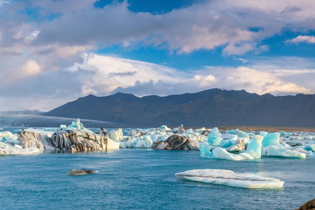 Laguna del glaciar de Jokulsarlon, Islandia