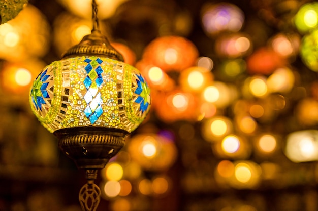 Lámpara de mosaico de vidrio turco en gran bazar vintage