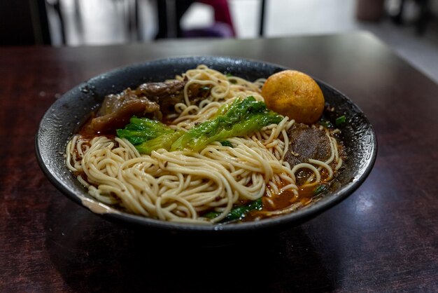 Lanches tradicionais chineses macarrão de Chongqing