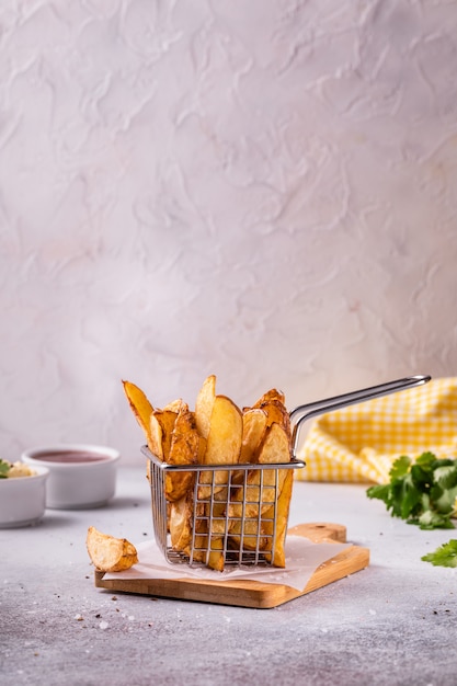 Landkartoffelfischrogen mit Gewürzen