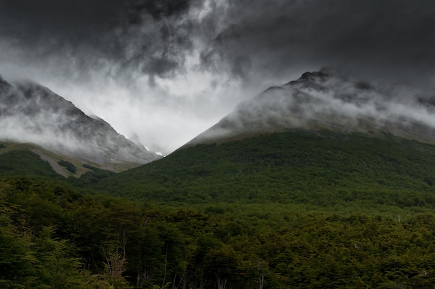 Landschaft bewölkter Himmel in Patagonia Argentinien