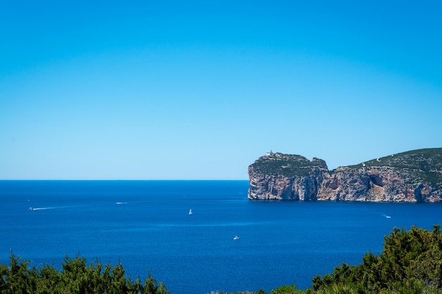 Landschaft der Küste von Capo Caccia in Sardinien