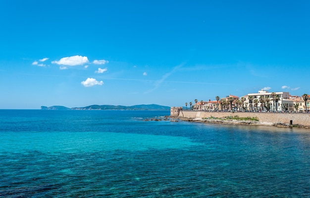 Landschaft der Stadt Alghero Sardinien