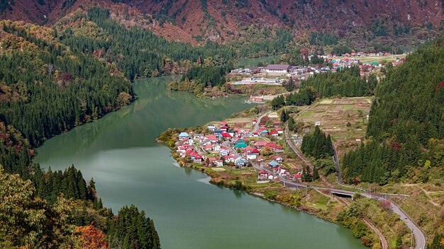 Landschaft der Tadami-Linie in Fukushima, Japan