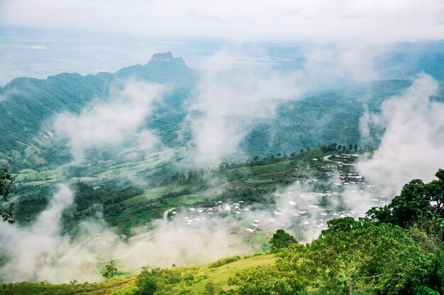 Landschaft des Berges in Thailand