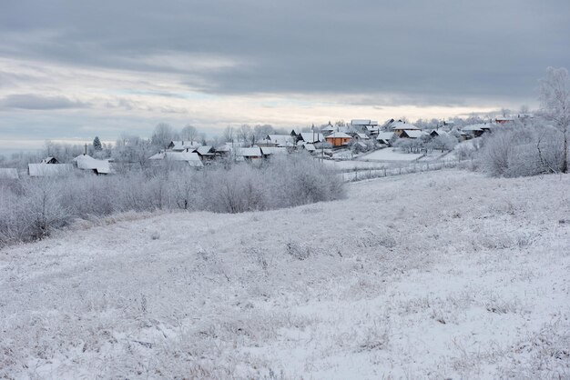 Landschaft des Winter-Bergdorfes