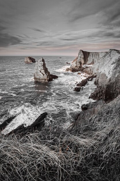 Landschaft im Urros de Liencres, Kantabrien, Spanien,