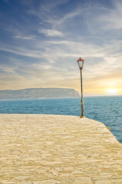 Landschaft mit Meer in der Stadt Nafplio