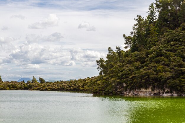 Landschaften des Wai-o-Tapu-Thermalparks