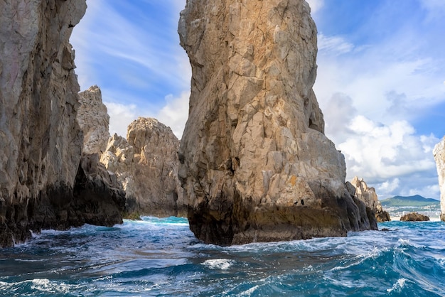 Landschaftlich reizvolles Touristenziel Arch of Cabo San Lucas, El Arco, Walbeobachtungs- und Schnorchelplatz