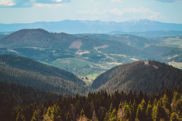 Foto landschaftliche aussicht auf berge gegen den himmel