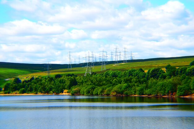 Foto landschaftliche aussicht auf den fluss gegen den himmel