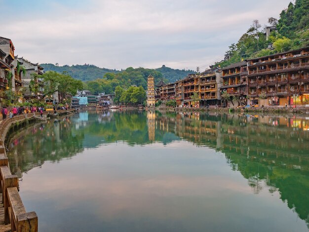 Landschaftsansicht der alten Stadt Fenghuang.