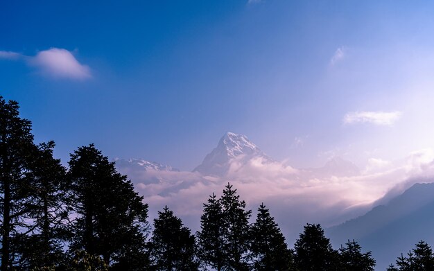 Foto landschaftsansicht des annapurna-gebirges in nepal