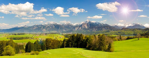 Landschaftsansicht des Feldes gegen den Himmel